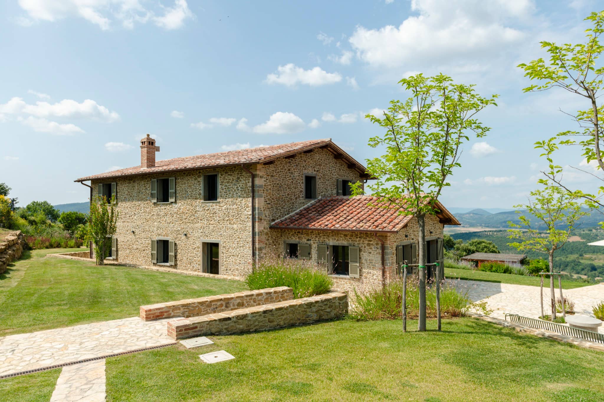 Modern villa near Lake Trasimeno