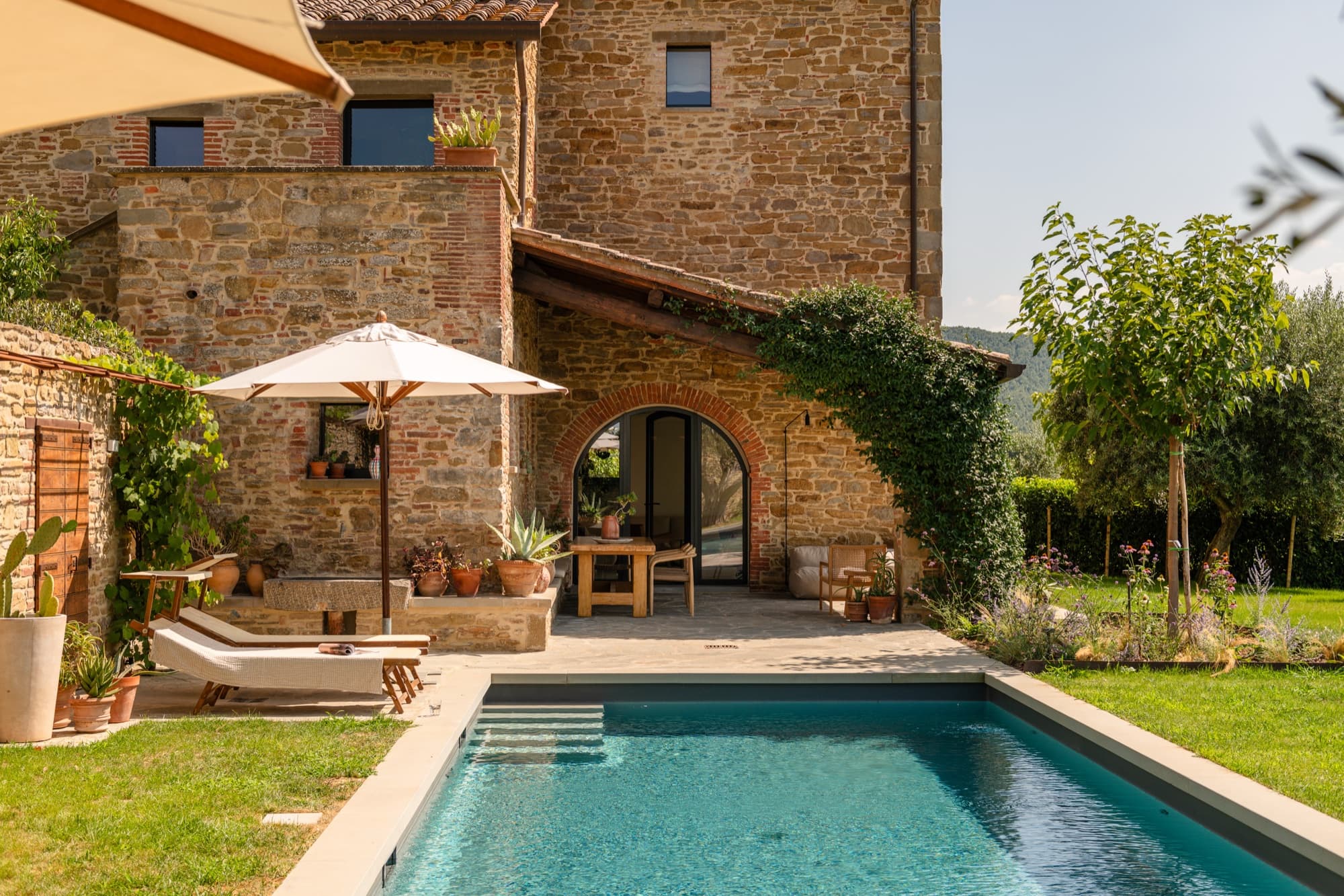 16th-century farmhouse in Umbria