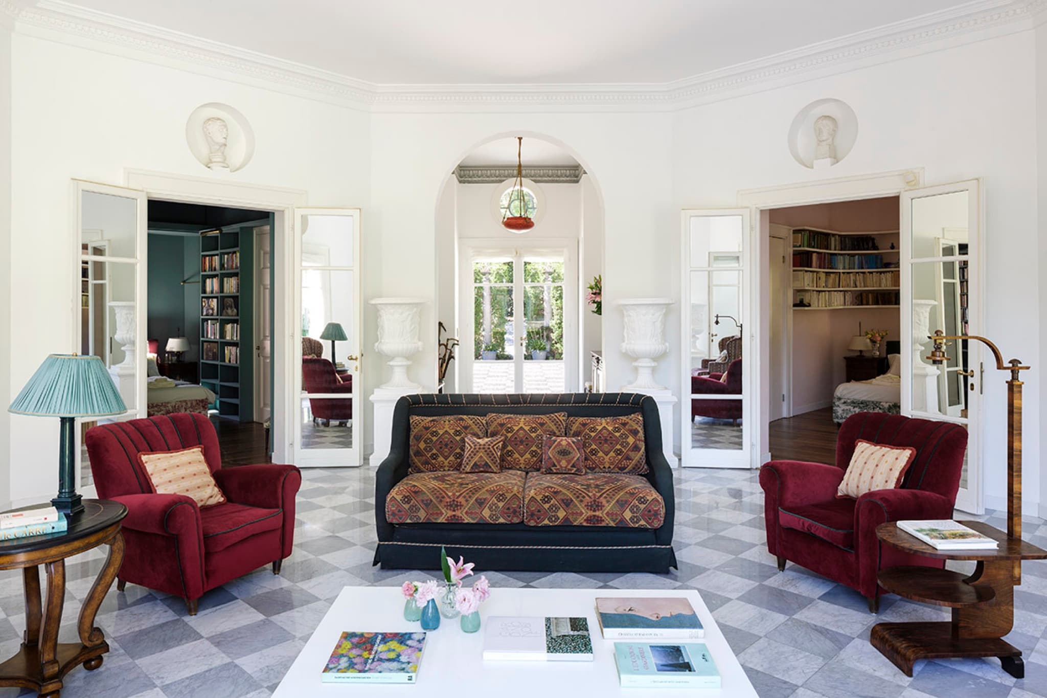 Neo-classical villa on a private lake photo 4