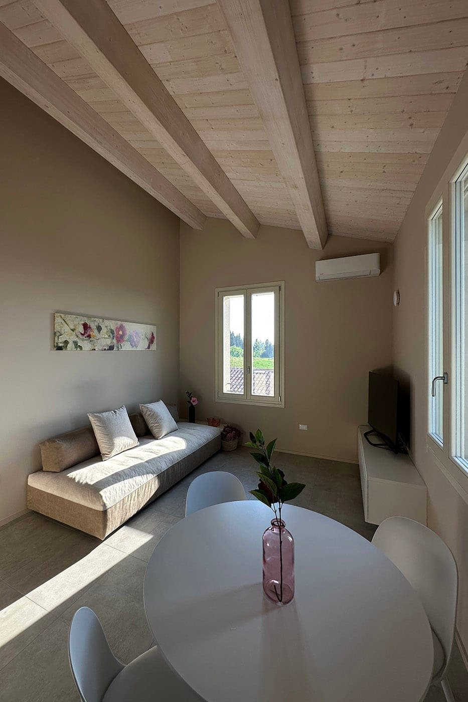 Restored podere in the Romagna hills photo 2