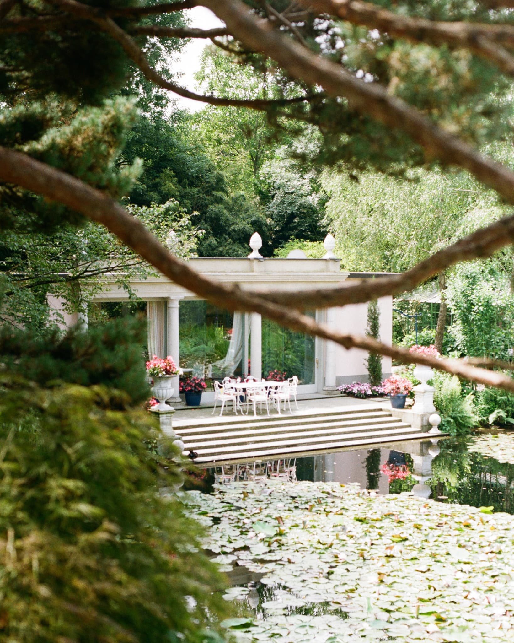 Romantic villa on a private lake photo 21