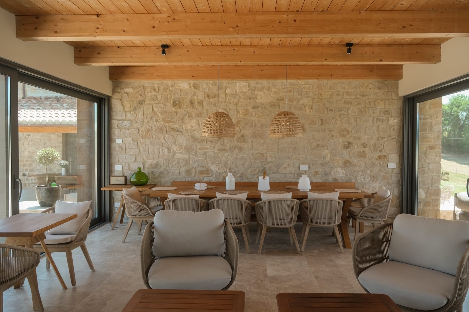 Hilltop villa near Todi